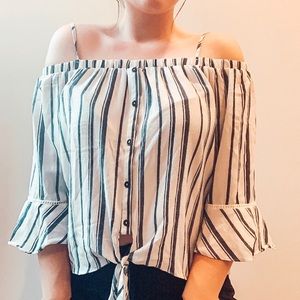 🌟 3 FOR $25 | NWOT Striped Off Shoulder Top